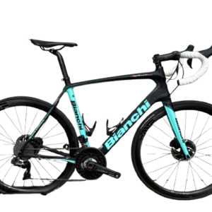Bianchi Infinito CV 2019 Road Bike – Lightweight 16lb 7oz, Excellent Condition