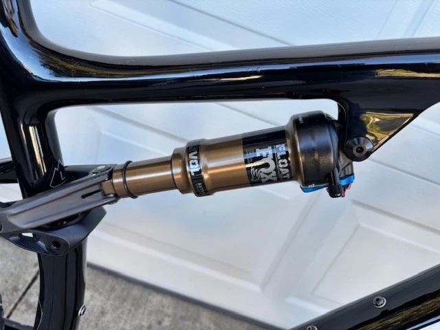 Specialized Epic EVO S-Works 2023 – Ultralight Carbon XC Trail Mountain Bike (Neatly Used) - Image 3